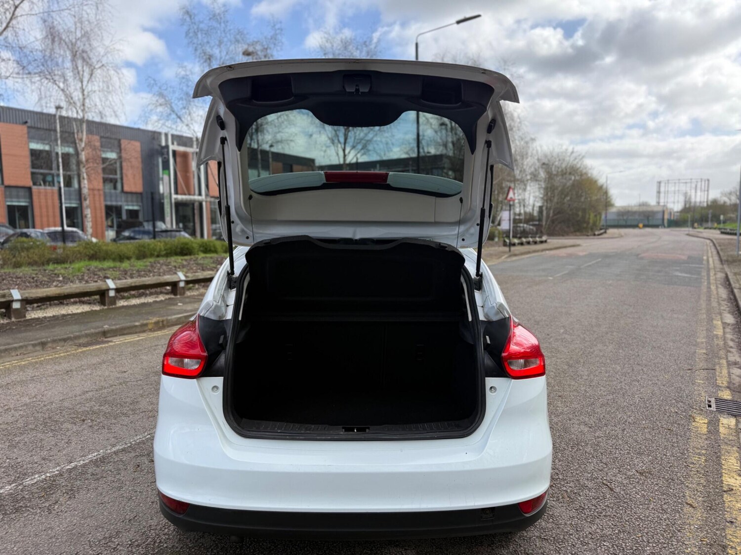 Used Ford Focus 2015 for sale - 77838493: Photo 15