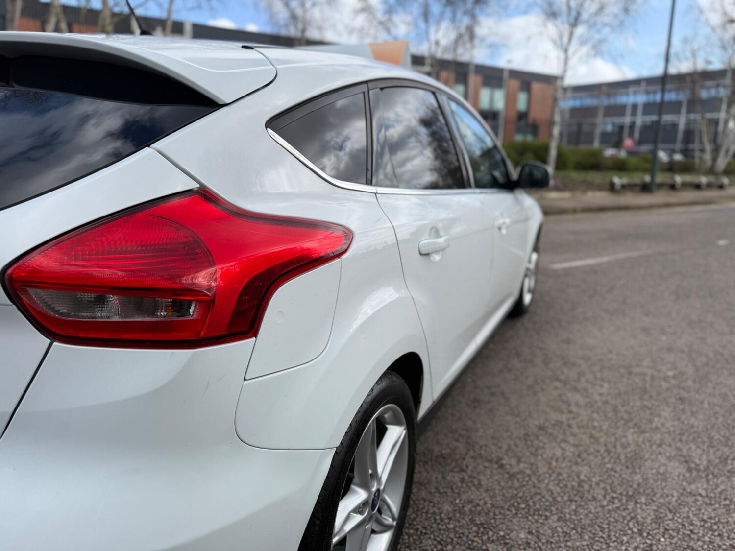 Used Ford Focus 2015 for sale - 77838493: Photo 9