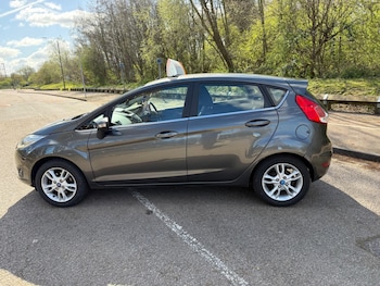 Used Ford Fiesta 2015 for sale - 78034434: Photo