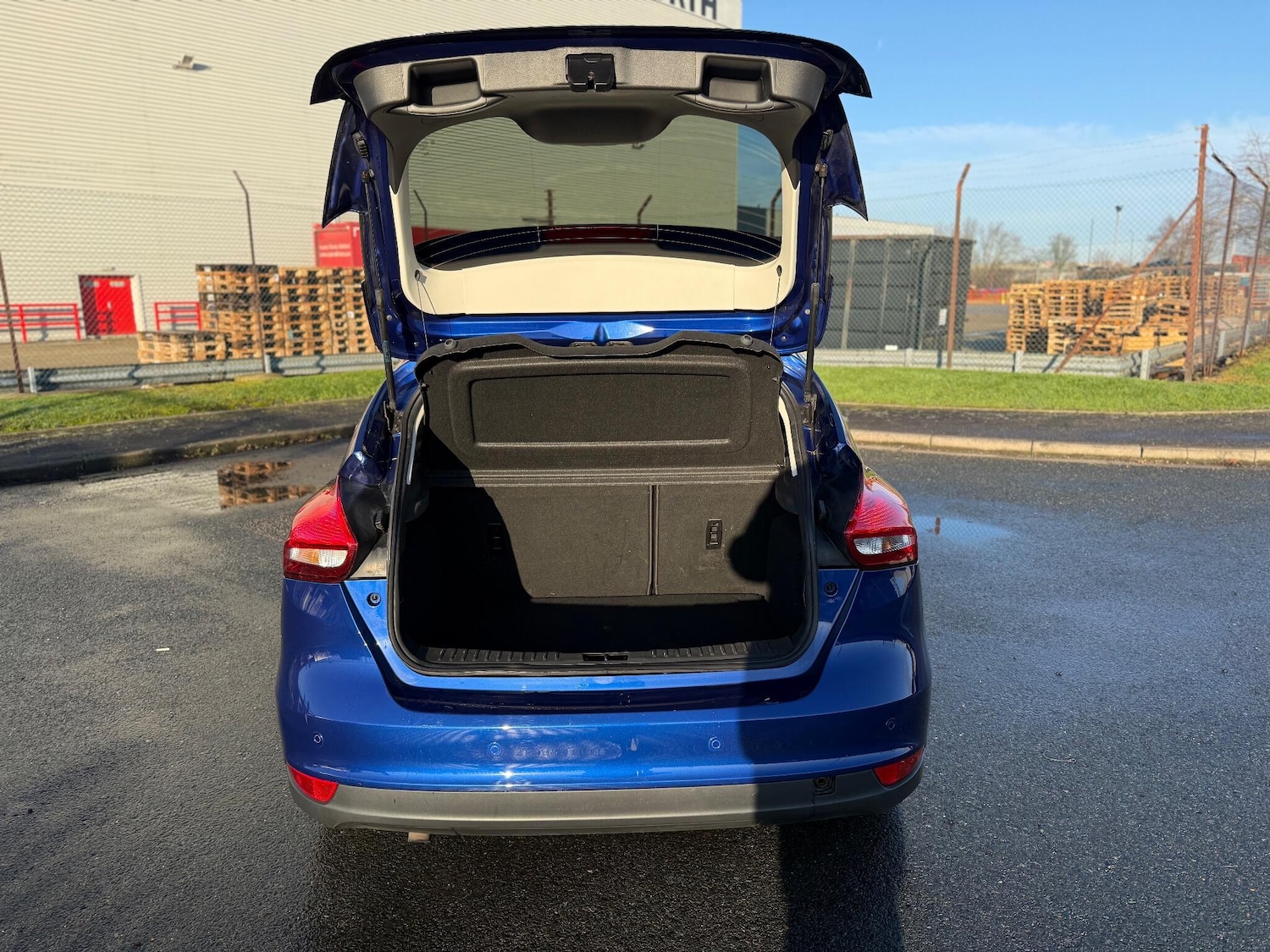 Used Ford Focus 2017 for sale - 77203530: Photo 16