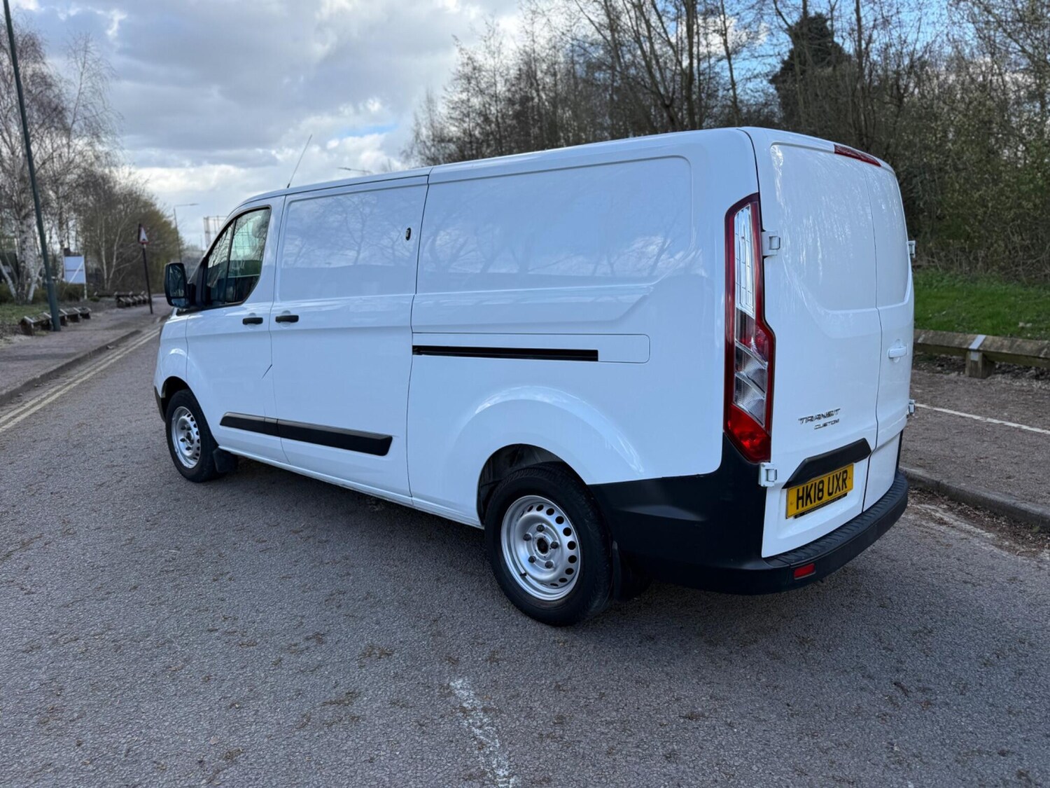 Used Ford Transit Custom for sale - 77892150: Photo 3