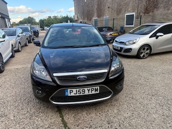 Used Ford Focus 2010 for sale - 79039048: Photo