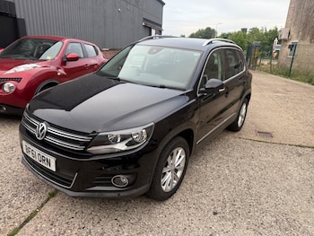 Used Volkswagen Tiguan 2011 for sale - 78946758: Photo