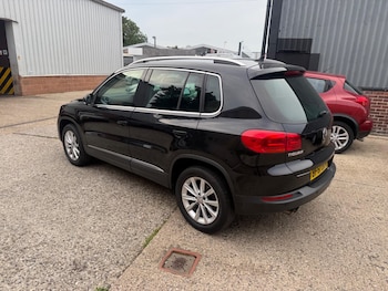 Used Volkswagen Tiguan 2011 for sale - 78946758: Photo