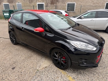 Used Ford Fiesta 2015 for sale - 78946425: Photo