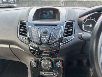 Used Ford Fiesta 2014 for sale - 75781872: Photo