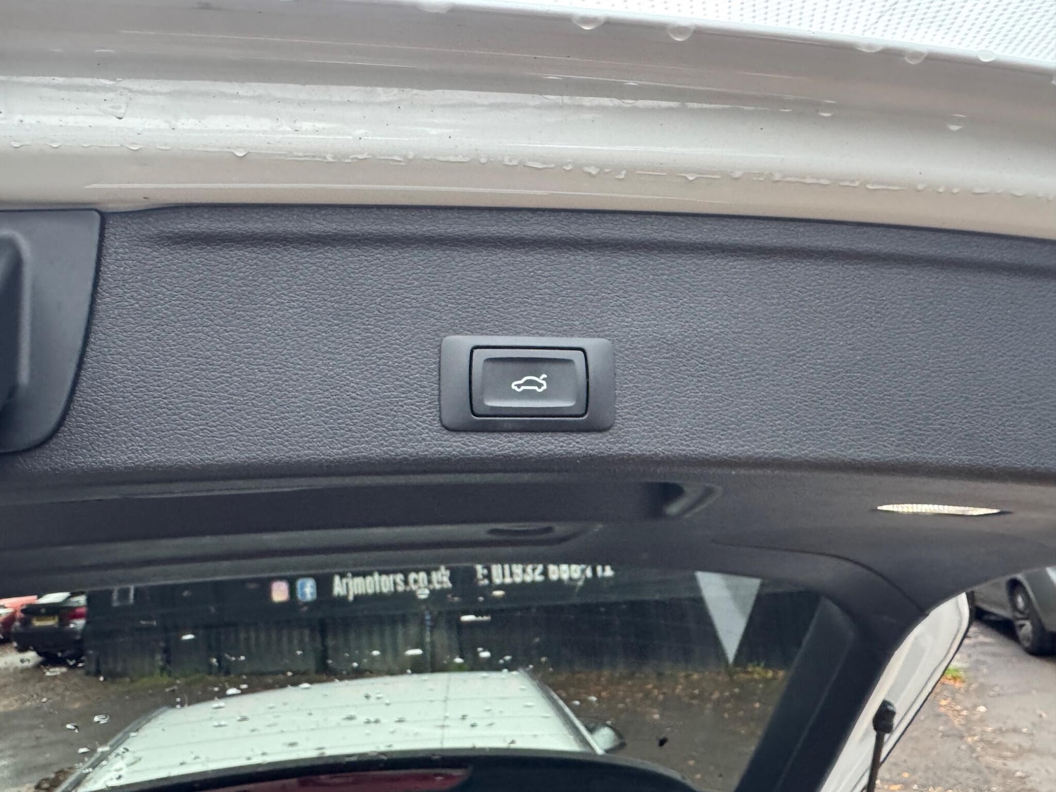 Used Audi A4 Avant 2019 for sale - 76336953: Photo 10