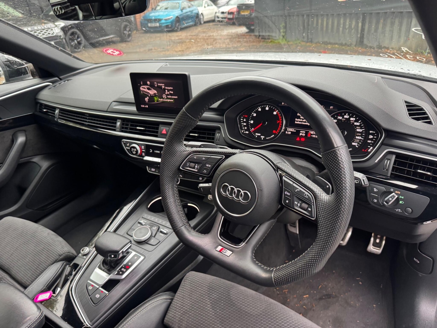 Used Audi A4 Avant 2019 for sale - 76336953: Photo 12
