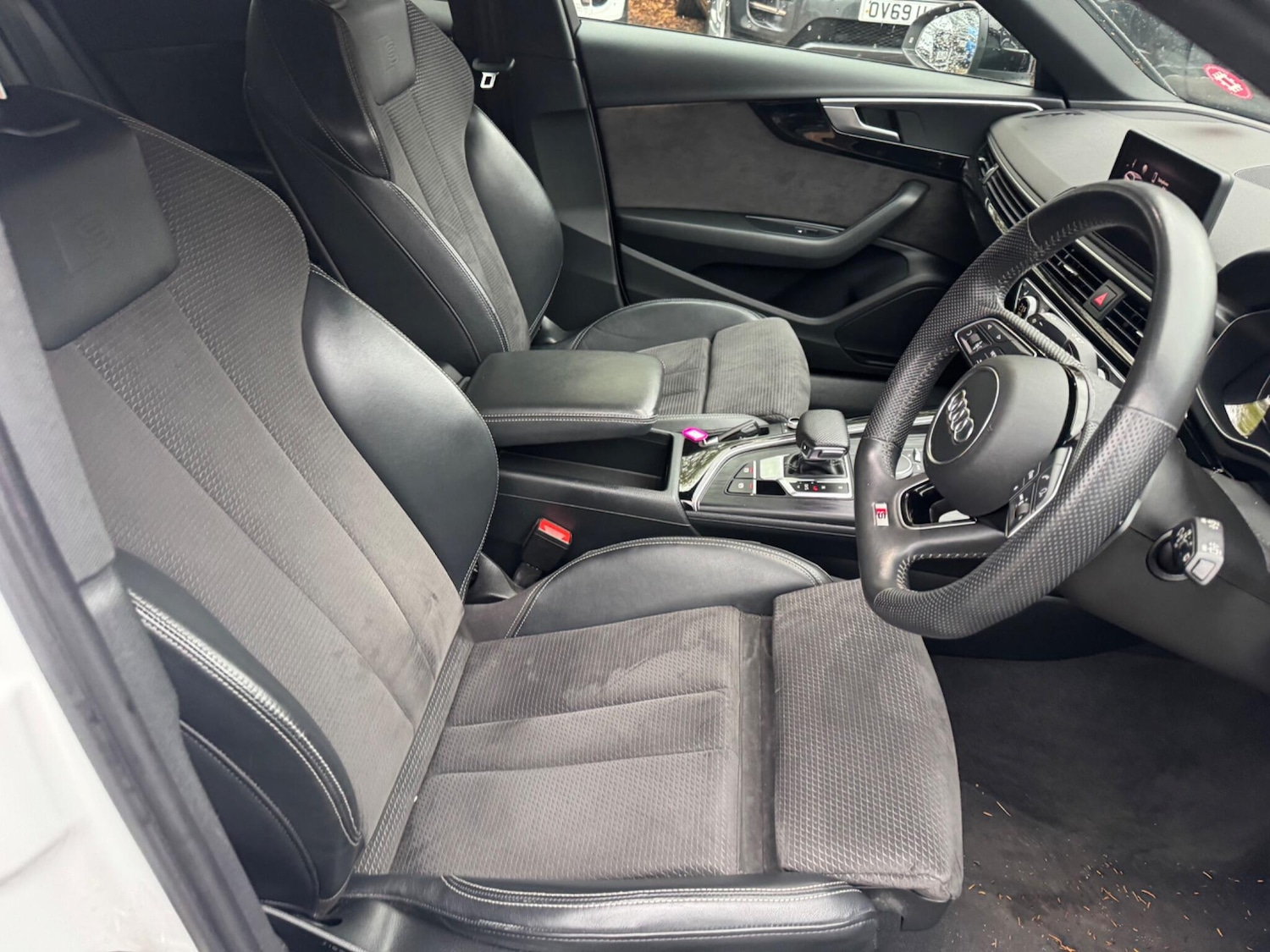Used Audi A4 Avant 2019 for sale - 76336953: Photo 13