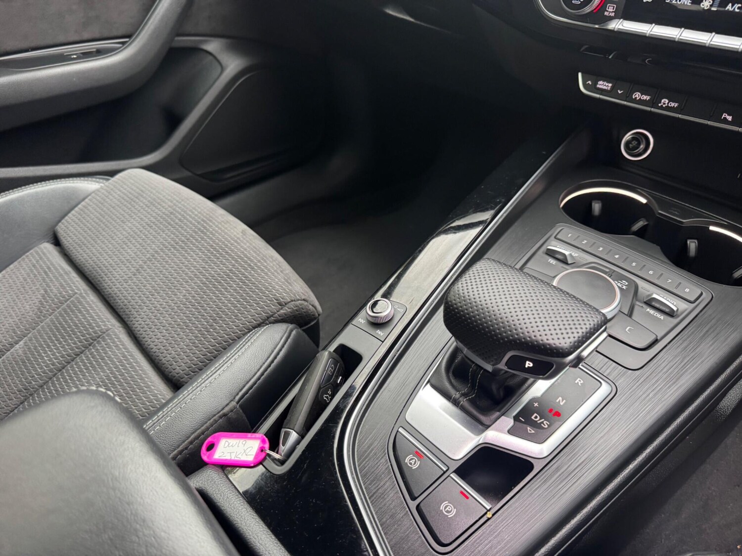 Used Audi A4 Avant 2019 for sale - 76336953: Photo 16