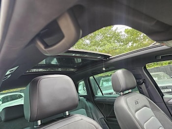 Used Volkswagen Tiguan 2020 for sale - 76484605: Photo