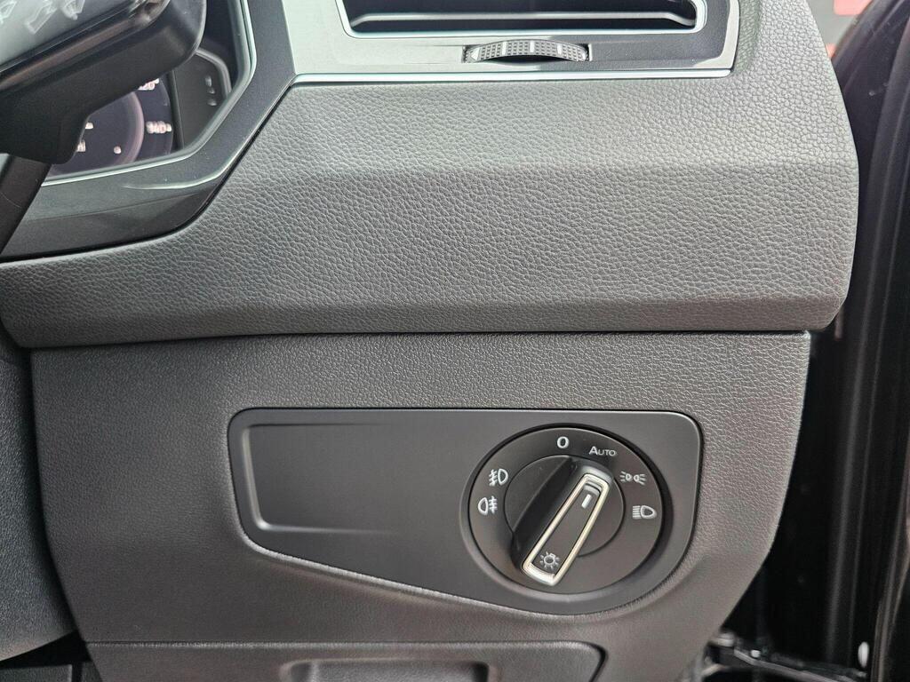 Used Volkswagen Tiguan 2020 for sale - 76484605: Photo 40