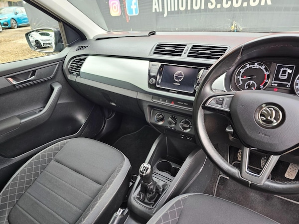 Used Skoda Fabia 2019 for sale - 75657536: Photo 32