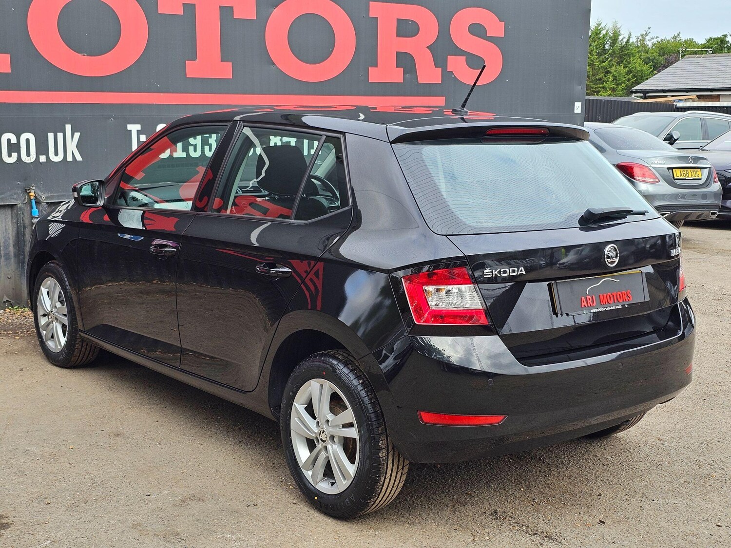 Vehicle 33