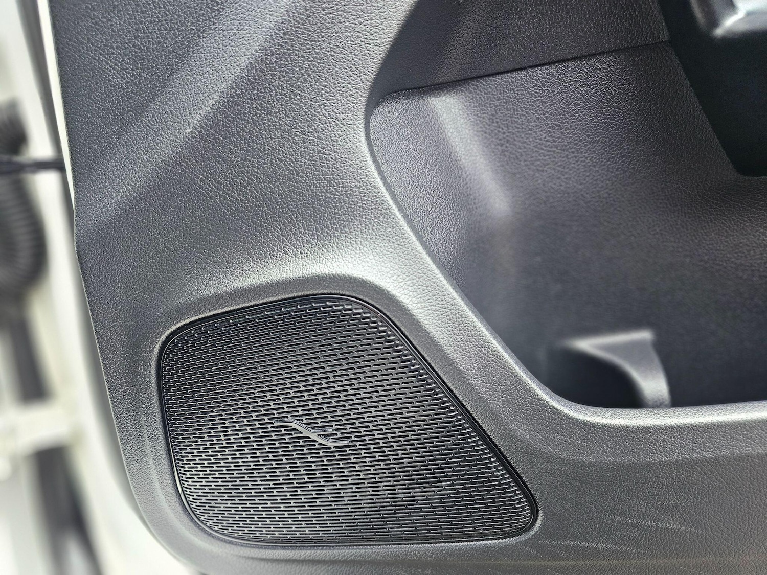 Used Mercedes-Benz A-Class 2019 for sale - 76976672: Photo 2