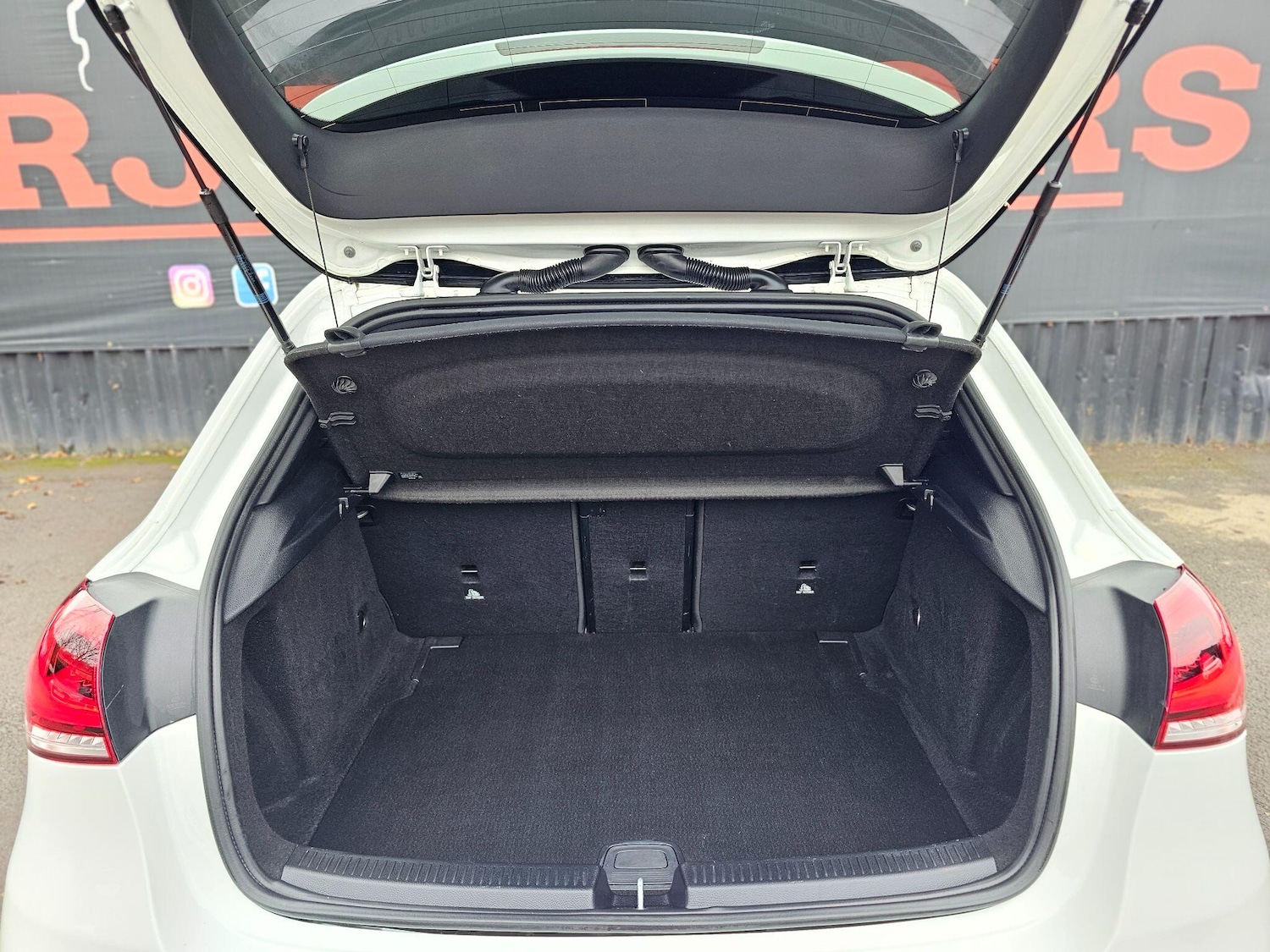 Used Mercedes-Benz A-Class 2019 for sale - 76976672: Photo 62