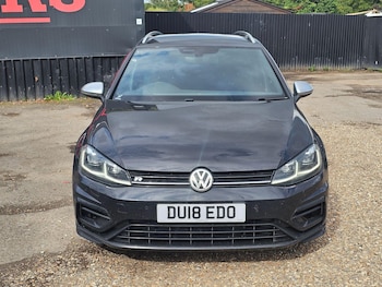 Used Volkswagen Golf 2018 for sale - 75928320: Photo