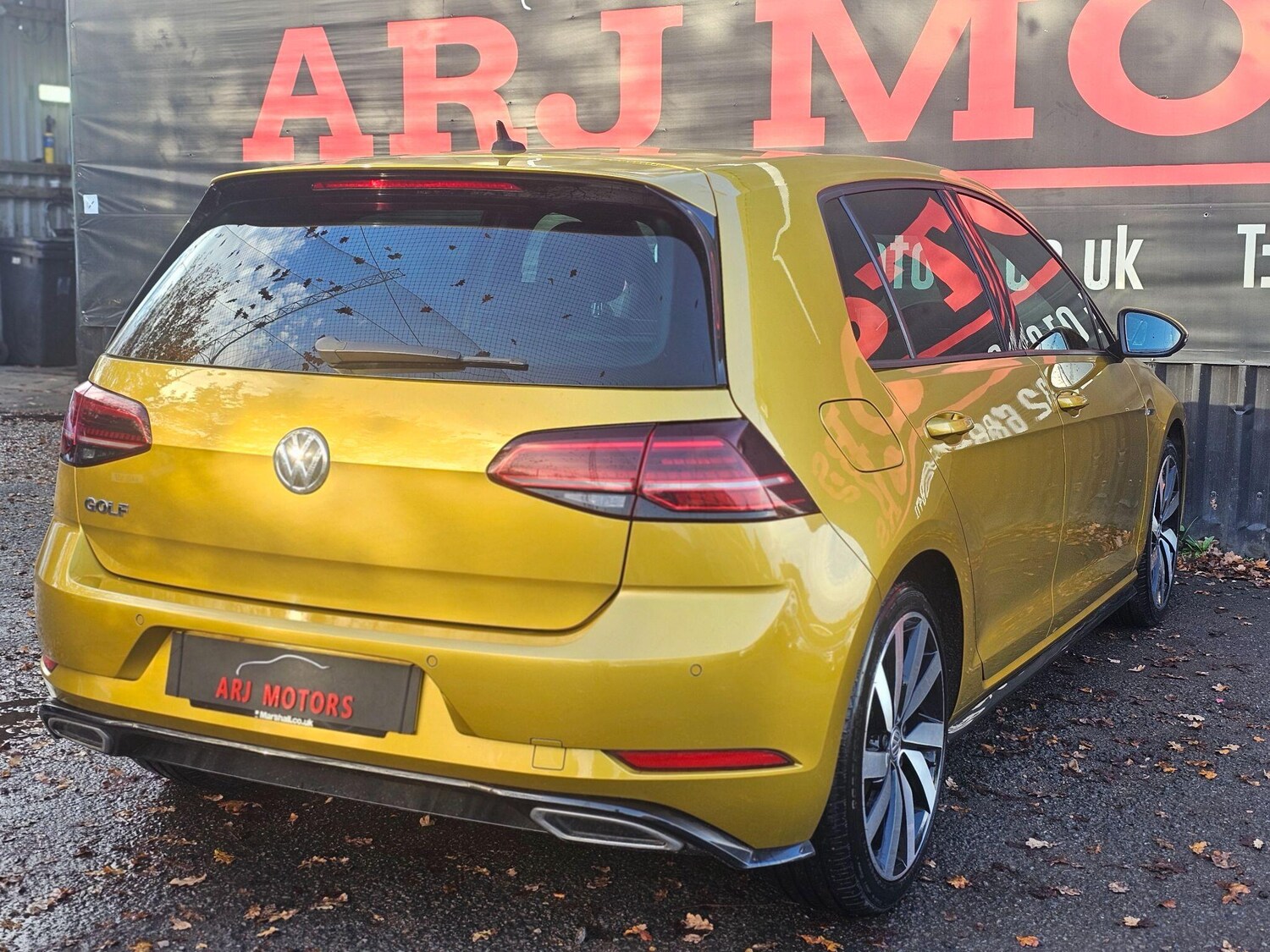 Used Volkswagen Golf 2018 for sale - 76572544: Photo 18