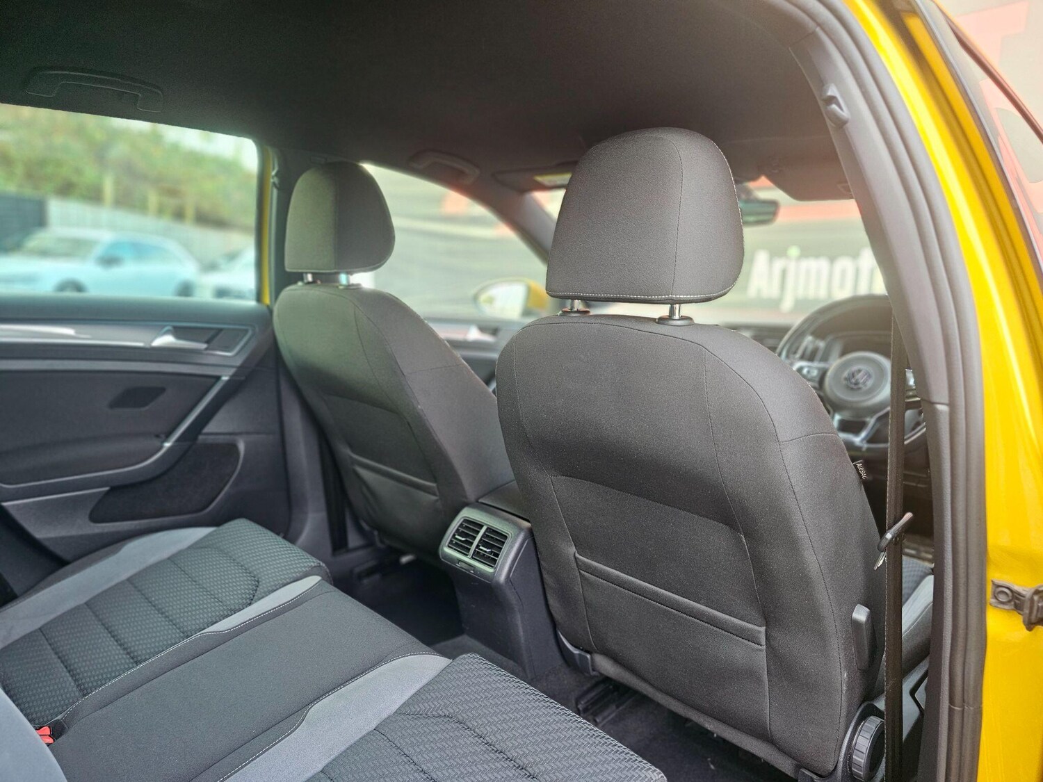 Used Volkswagen Golf 2018 for sale - 76572544: Photo 36