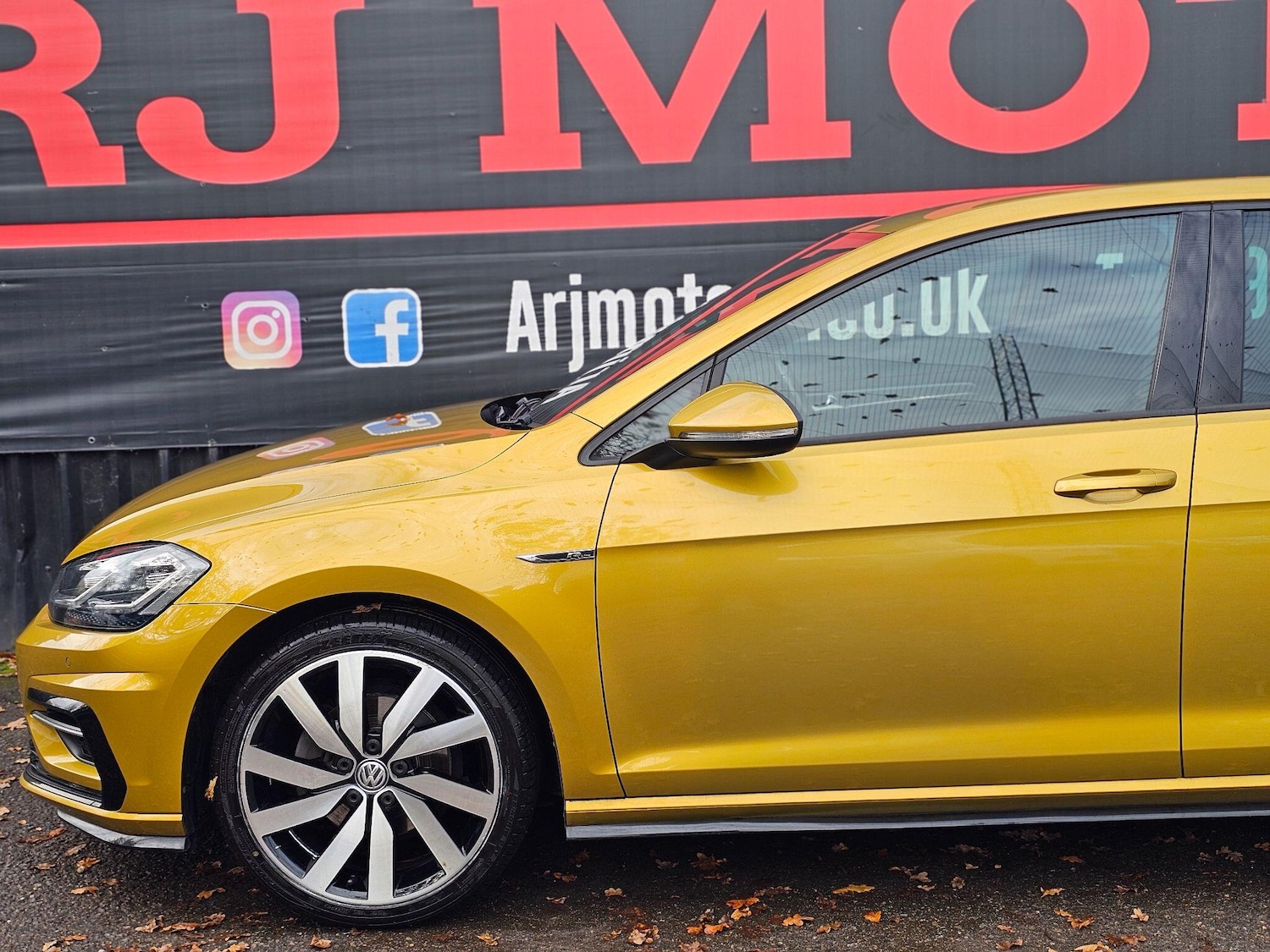 Used Volkswagen Golf 2018 for sale - 76572544: Photo 43