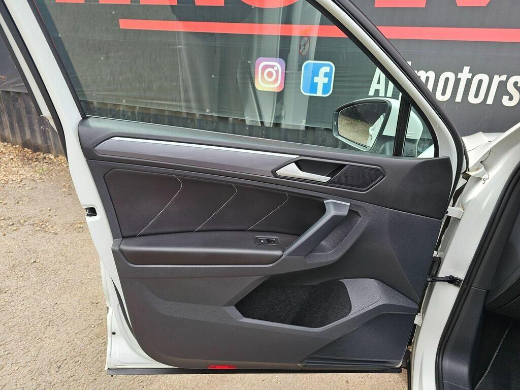 Used Volkswagen Tiguan for sale - 76440496: Photo 49