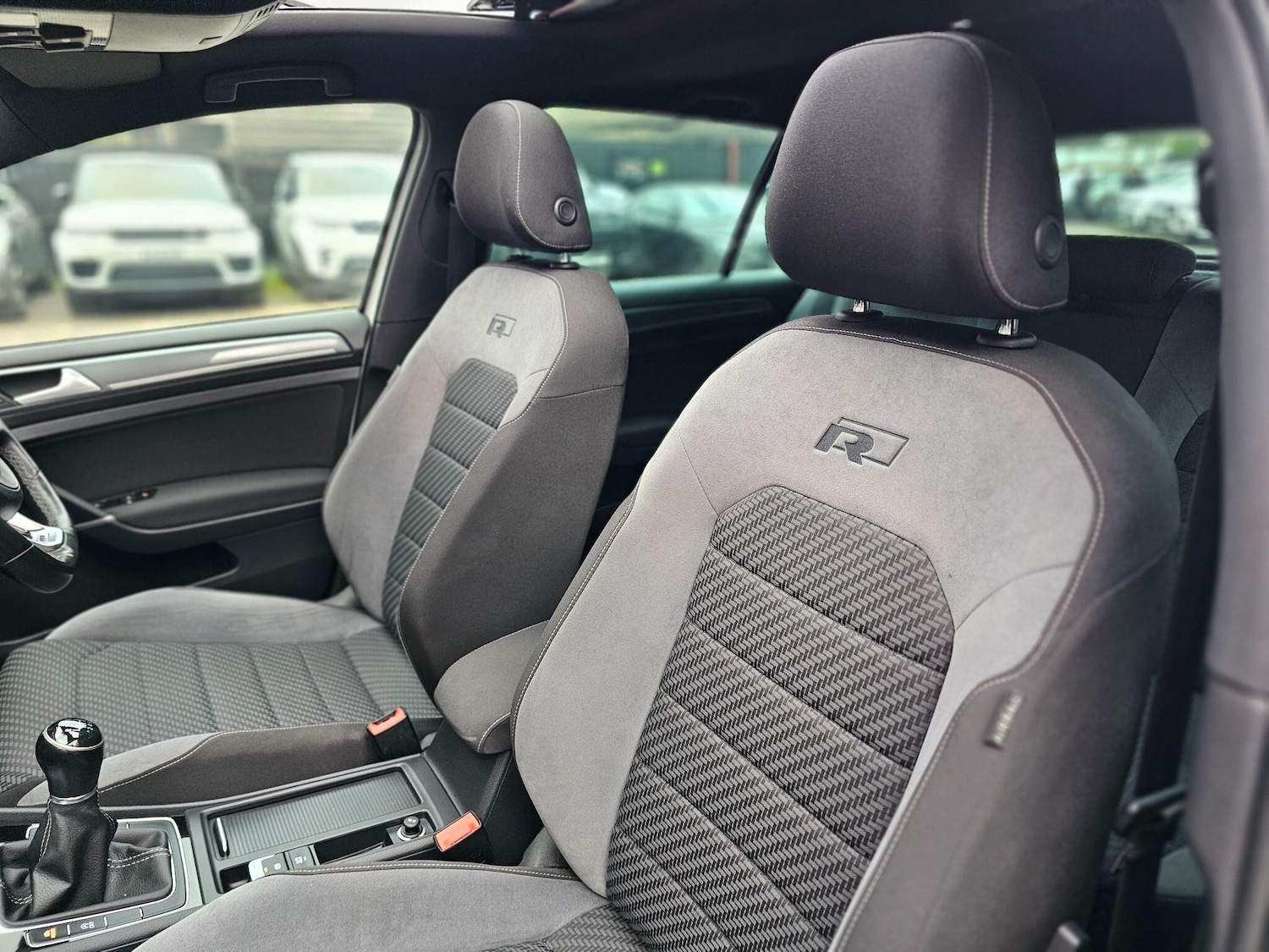 Used Volkswagen Golf 2018 for sale - 76592731: Photo 19