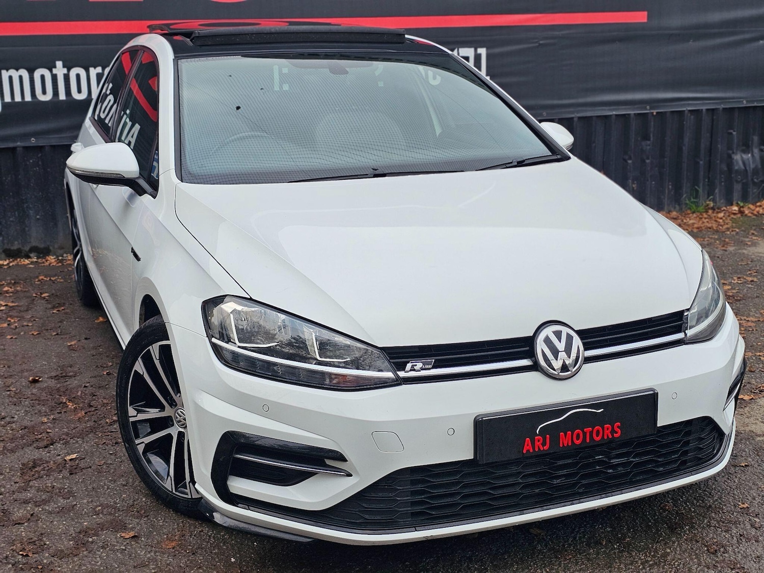 Used Volkswagen Golf 2018 for sale - 76592731: Photo 26