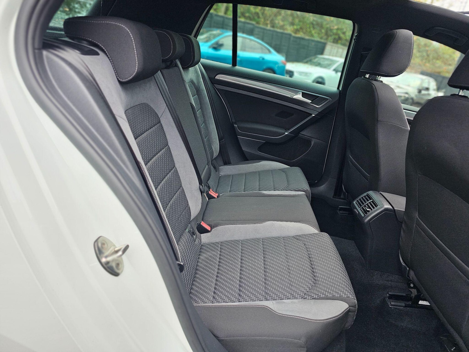 Used Volkswagen Golf 2018 for sale - 76592731: Photo 27