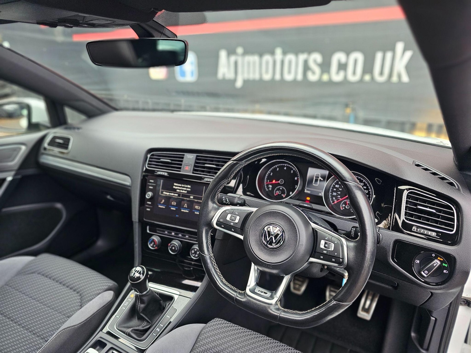 Used Volkswagen Golf 2018 for sale - 76592731: Photo 28