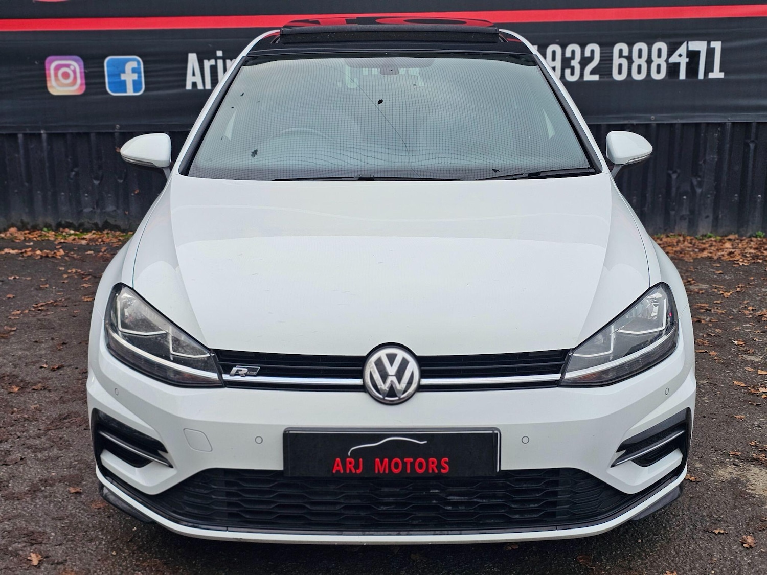 Used Volkswagen Golf 2018 for sale - 76592731: Photo 32