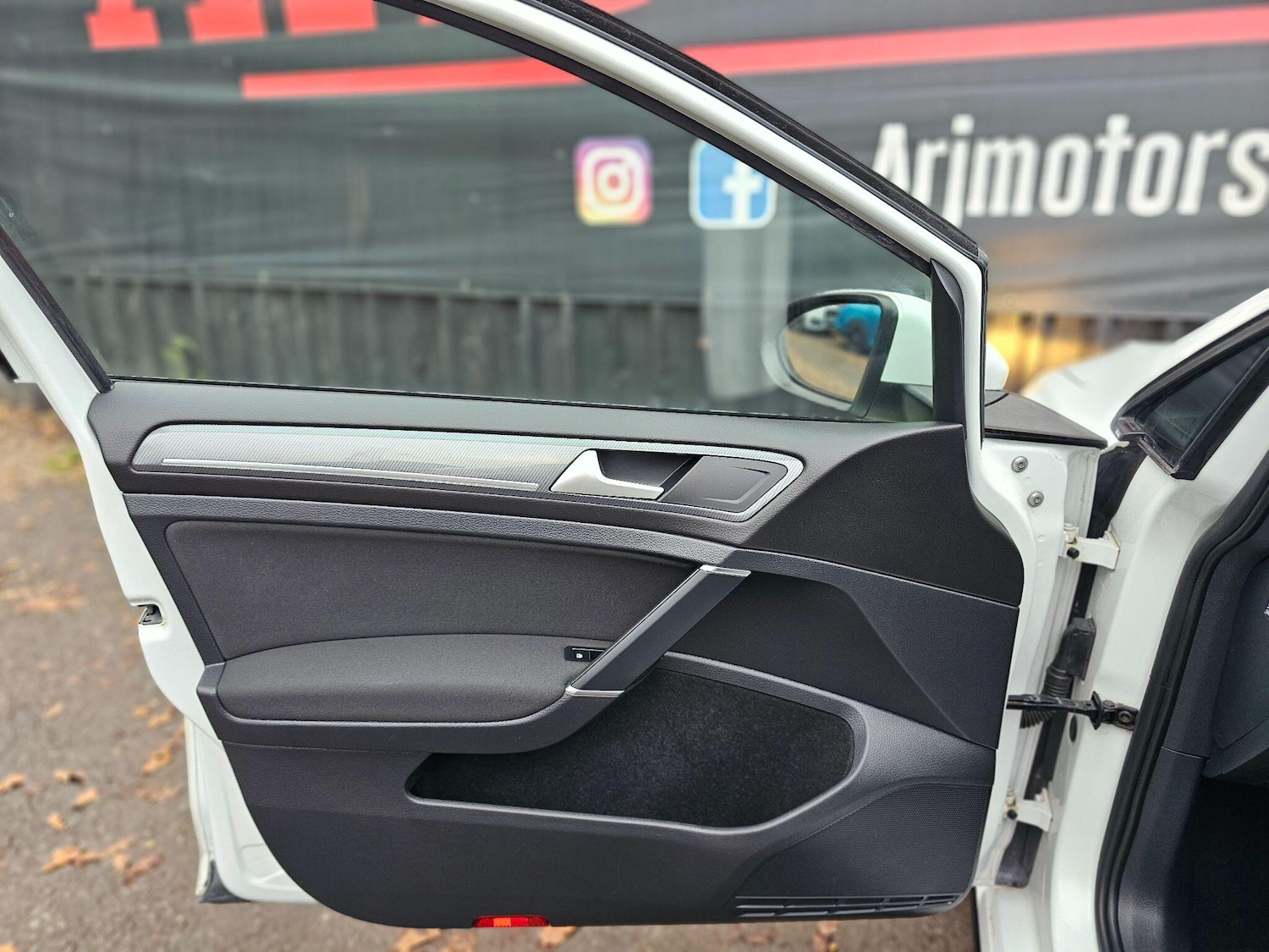 Used Volkswagen Golf 2018 for sale - 76592731: Photo 53