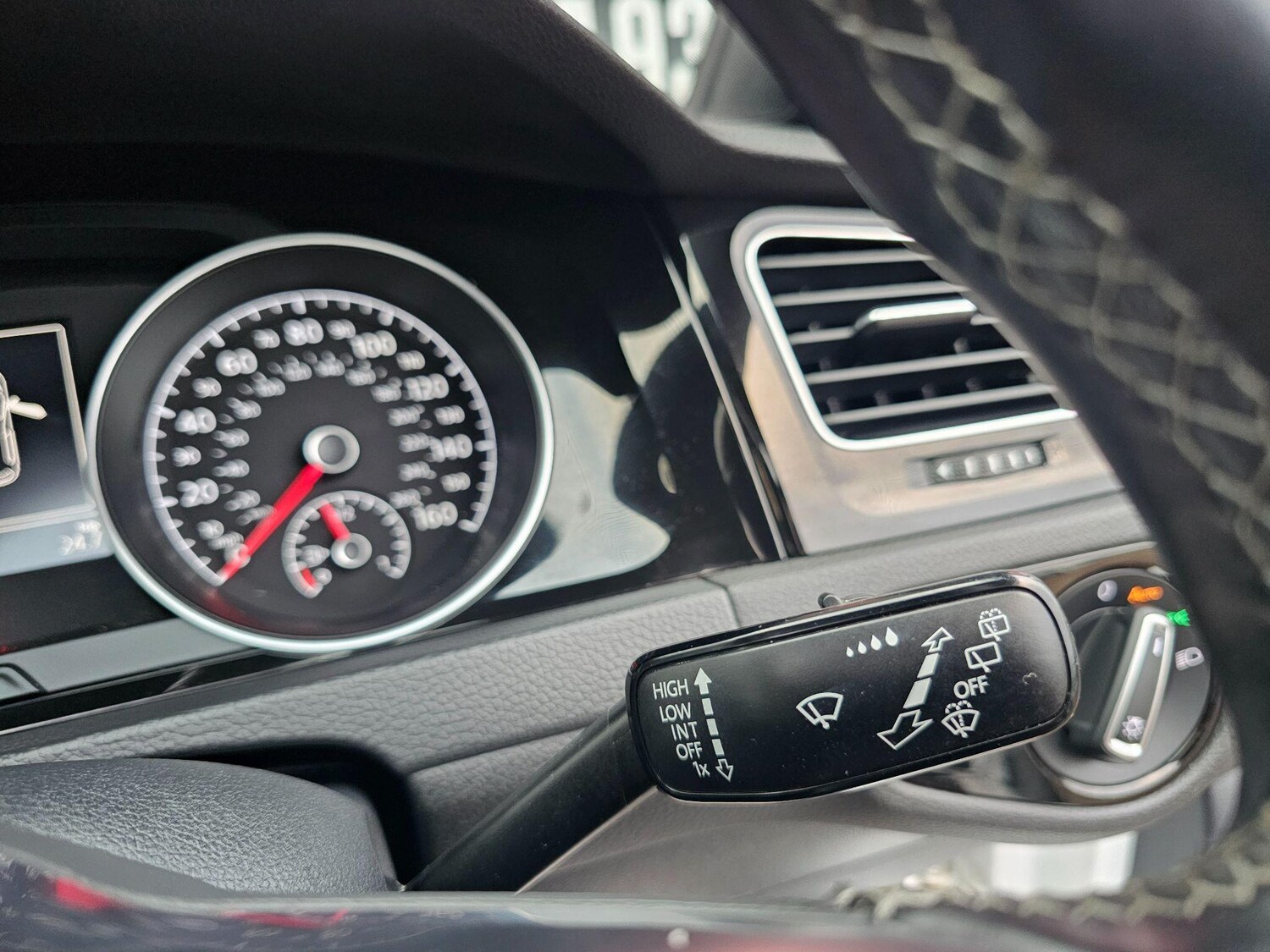 Used Volkswagen Golf 2018 for sale - 76592731: Photo 55