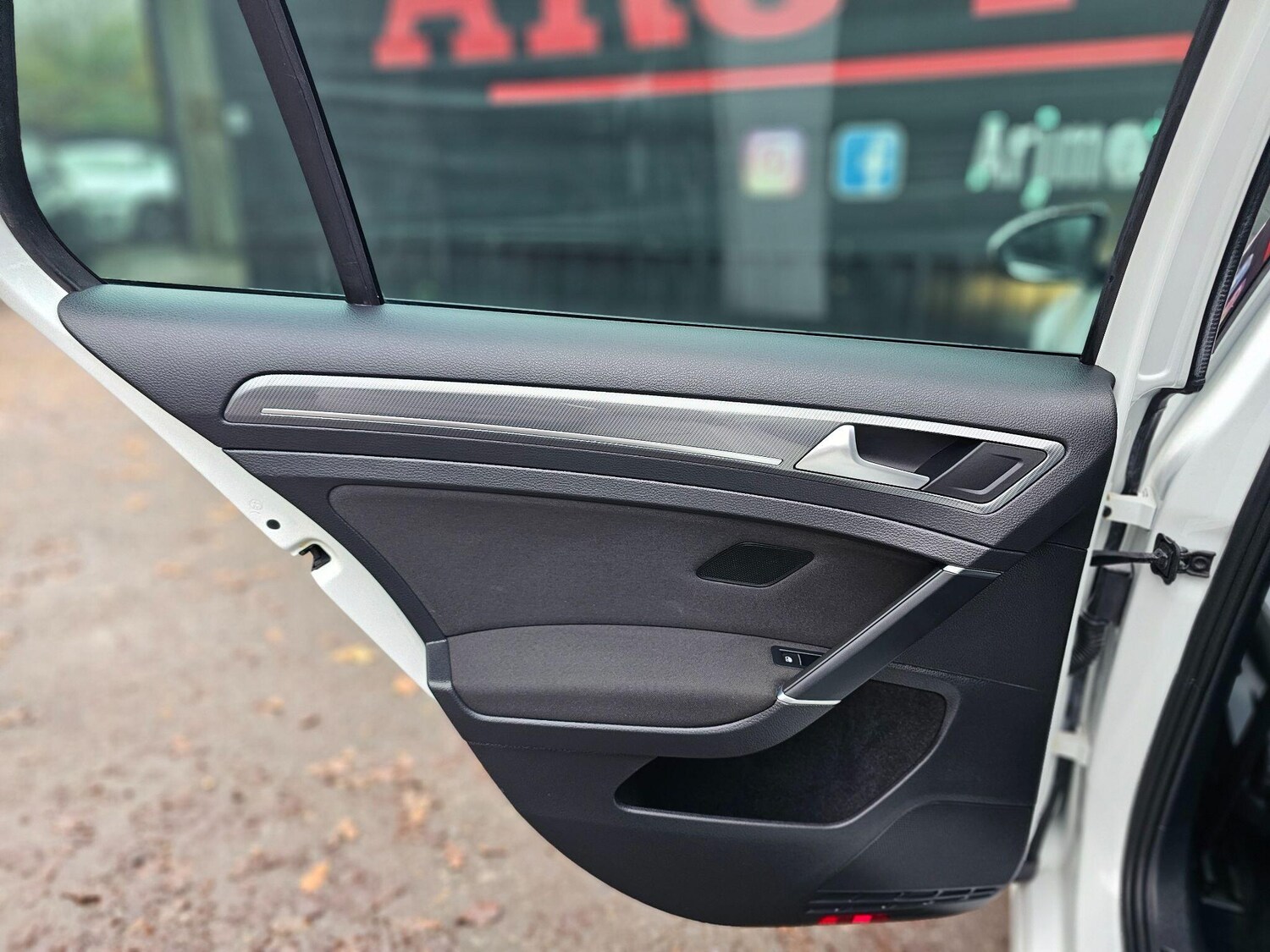 Used Volkswagen Golf 2018 for sale - 76592731: Photo 56