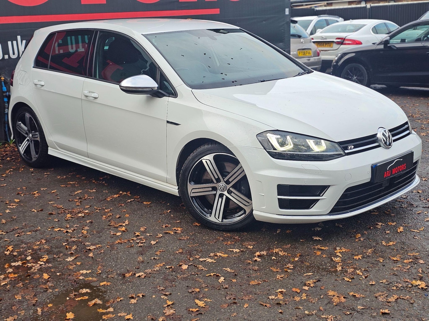 Used Volkswagen Golf 2016 for sale - 76550475: Photo 1