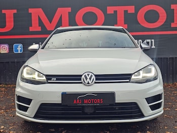 Used Volkswagen Golf 2016 for sale - 76550475: Photo