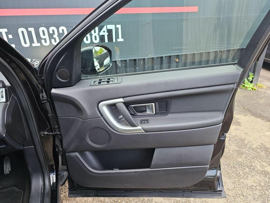 Used Land Rover Discovery Sport 2018 for sale - 76425717: Photo 33