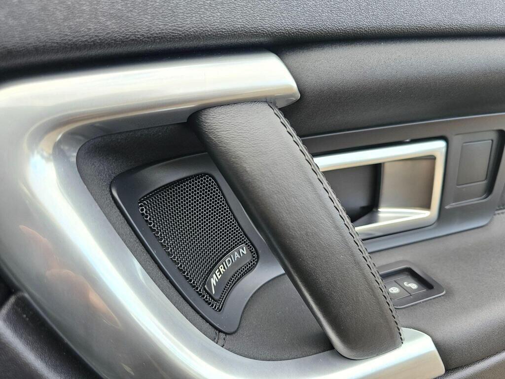 Used Land Rover Discovery Sport 2018 for sale - 76425717: Photo 4