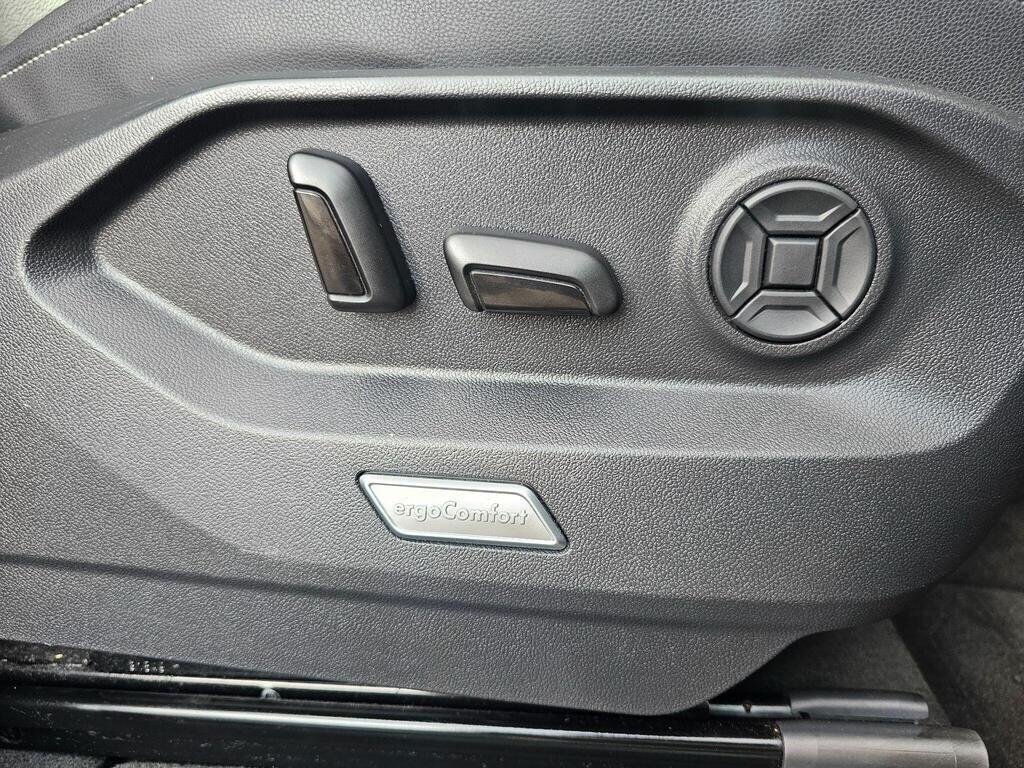 Used Volkswagen Touareg 2019 for sale - 76174986: Photo 30