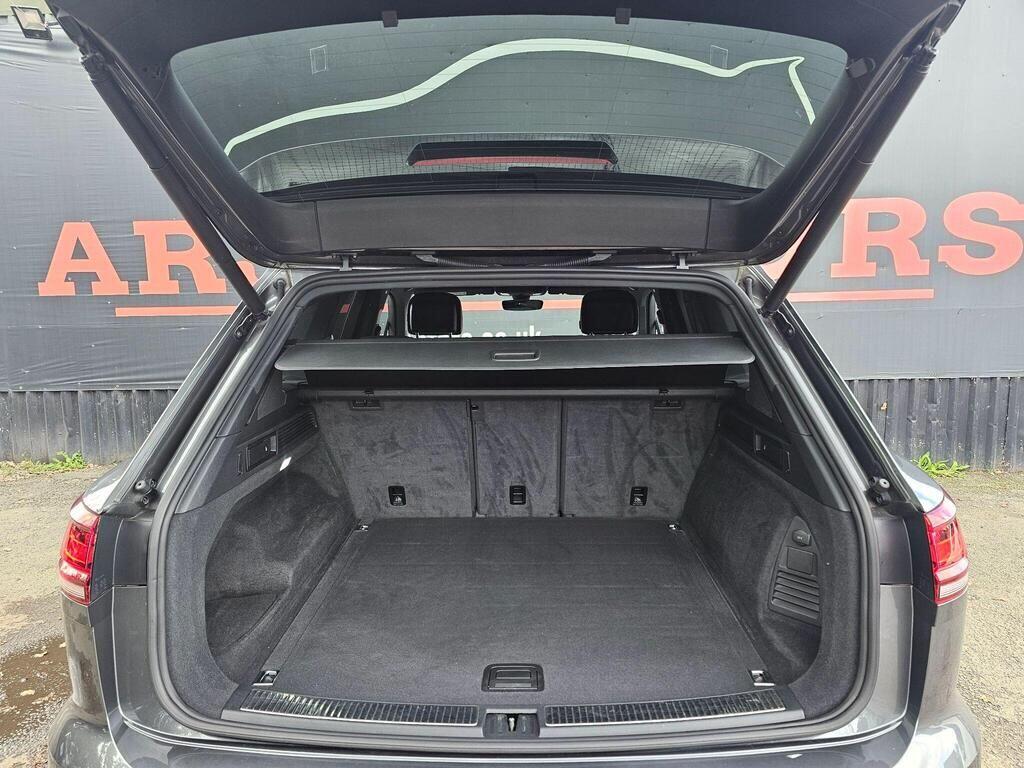 Used Volkswagen Touareg 2019 for sale - 76174986: Photo 60