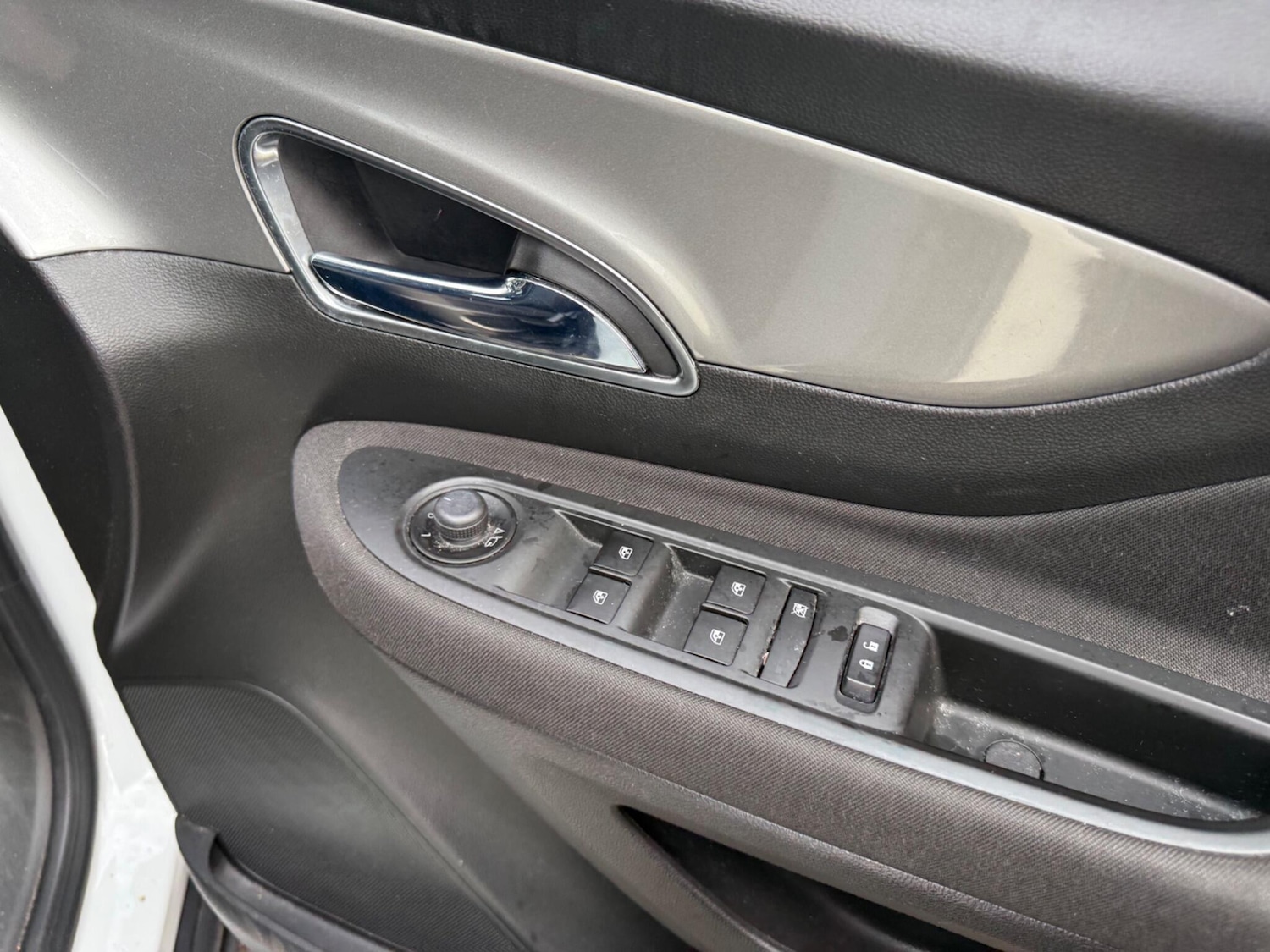 Used Vauxhall Mokka 2016 for sale - 76561002: Photo 13