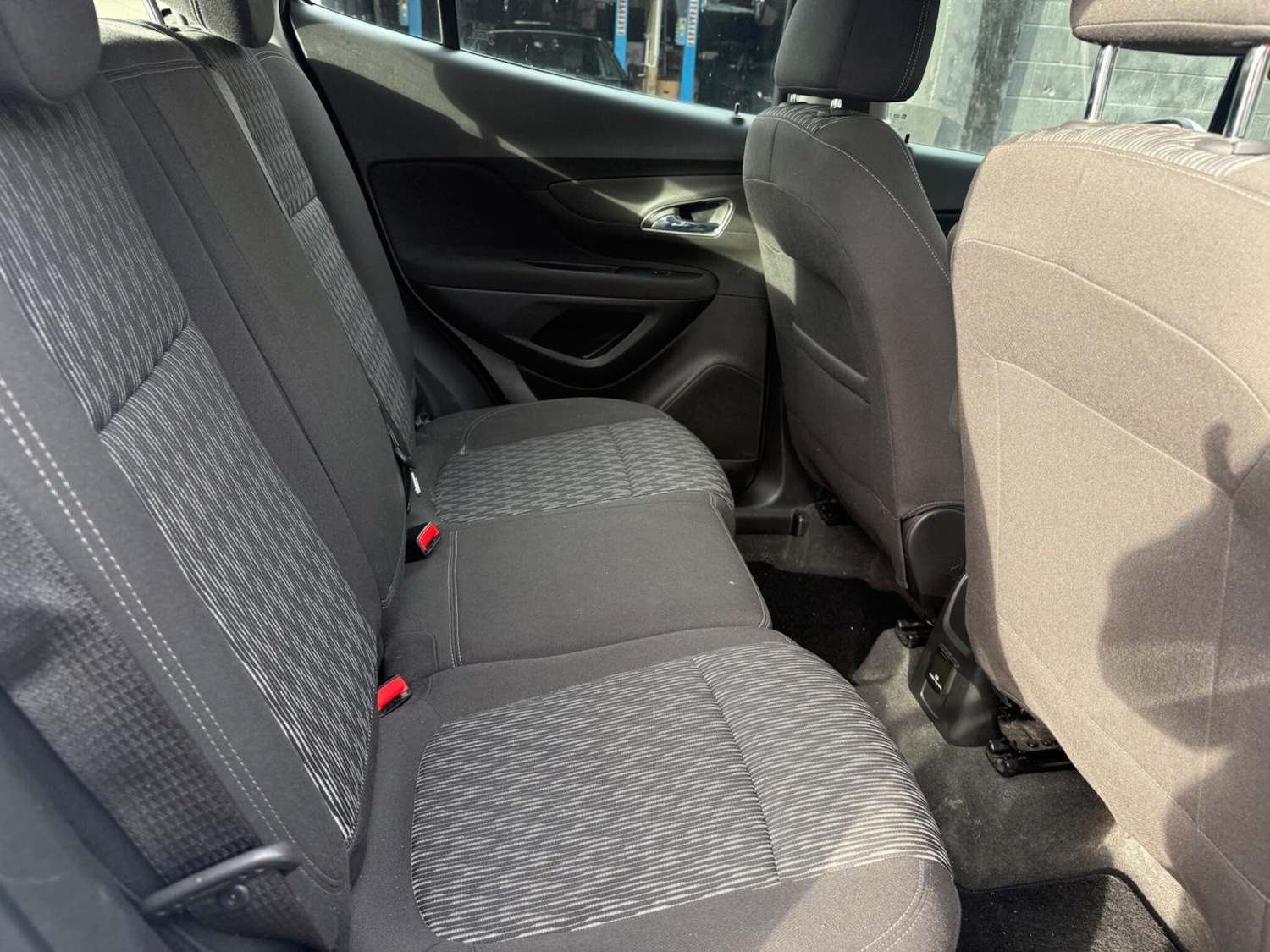 Used Vauxhall Mokka 2016 for sale - 76561002: Photo 8