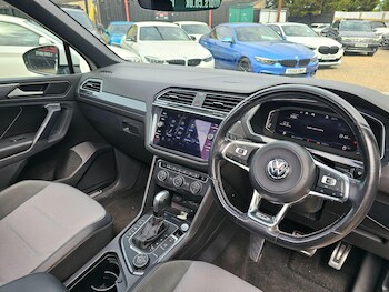 Used Volkswagen Tiguan 2020 for sale - 75520120: Photo