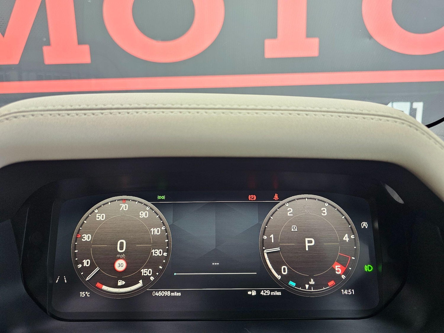 Used Land Rover Defender 2022 for sale - 76440731: Photo 12