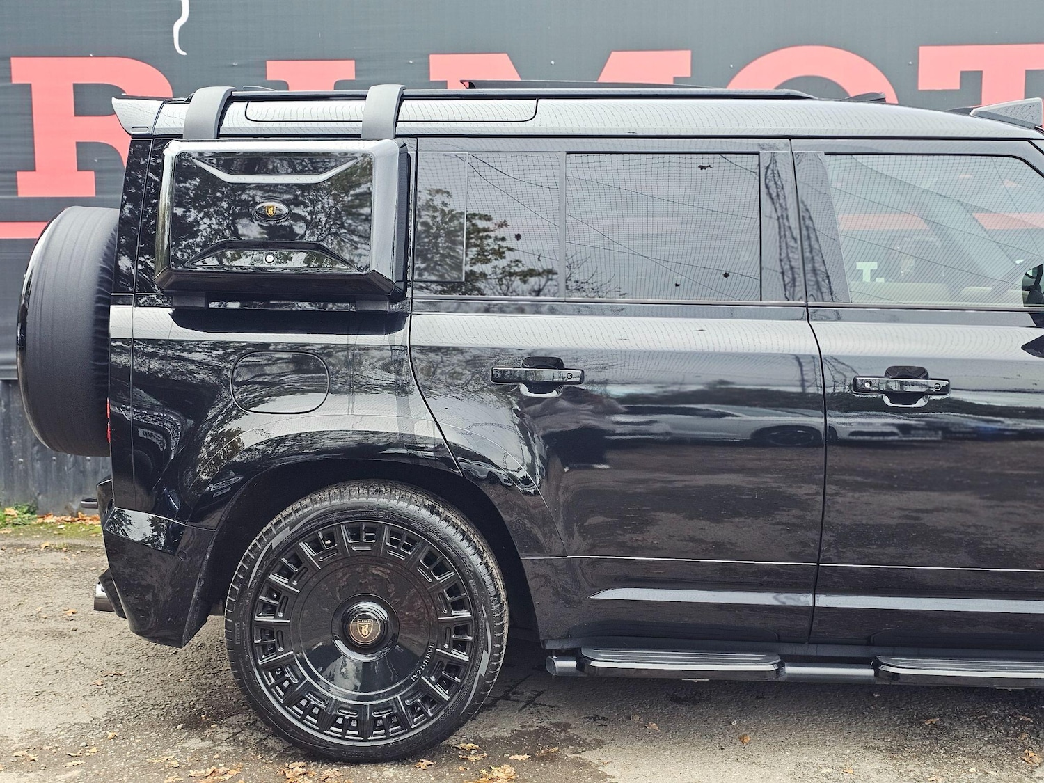 Used Land Rover Defender 2022 for sale - 76440731: Photo 38