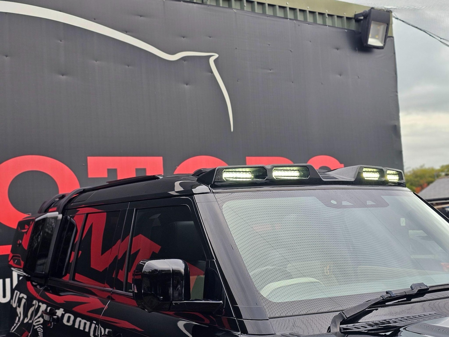 Used Land Rover Defender 2022 for sale - 76440731: Photo 55