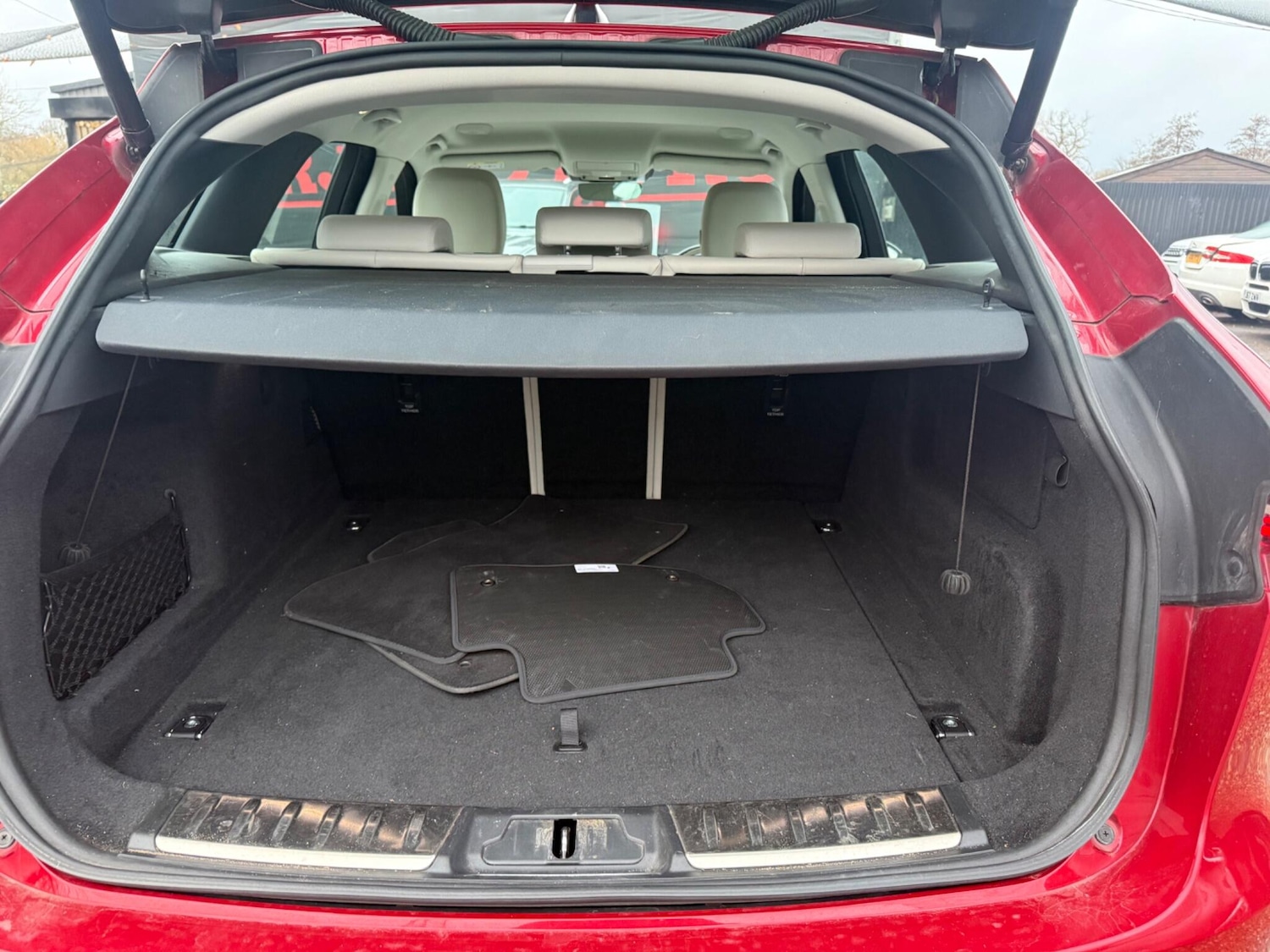 Used Jaguar F-Pace 2021 for sale - 76965216: Photo 10