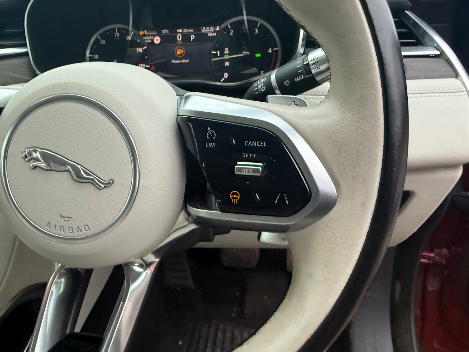 Used Jaguar F-Pace 2021 for sale - 76965216: Photo 18