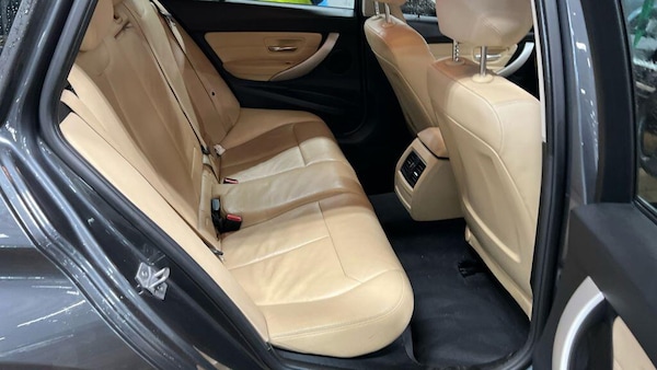 Used BMW 3 Series 2017 for sale - 76307505: Photo 4