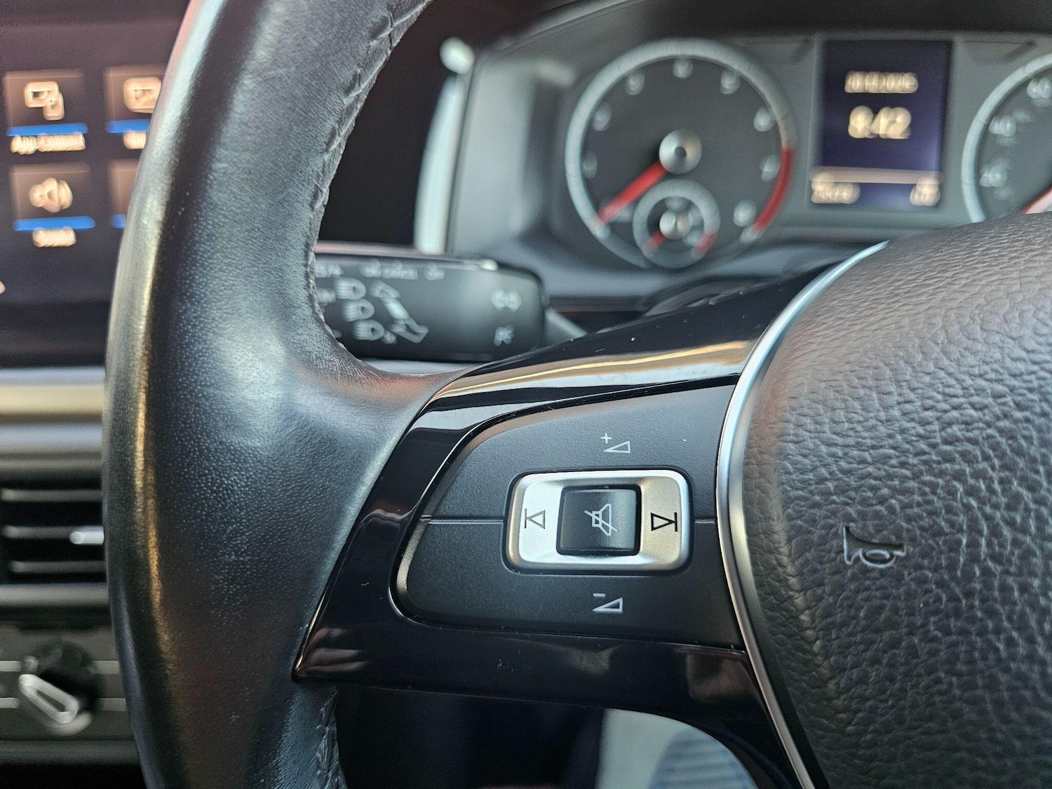 Used Volkswagen Polo 2019 for sale - 77015388: Photo 18