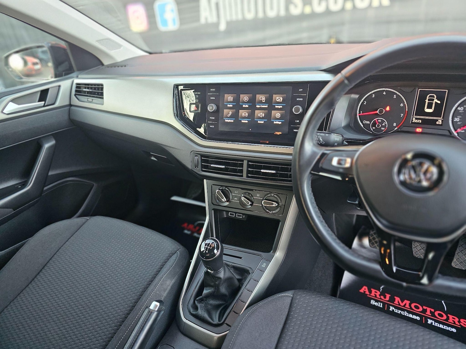 Used Volkswagen Polo 2019 for sale - 77015388: Photo 35